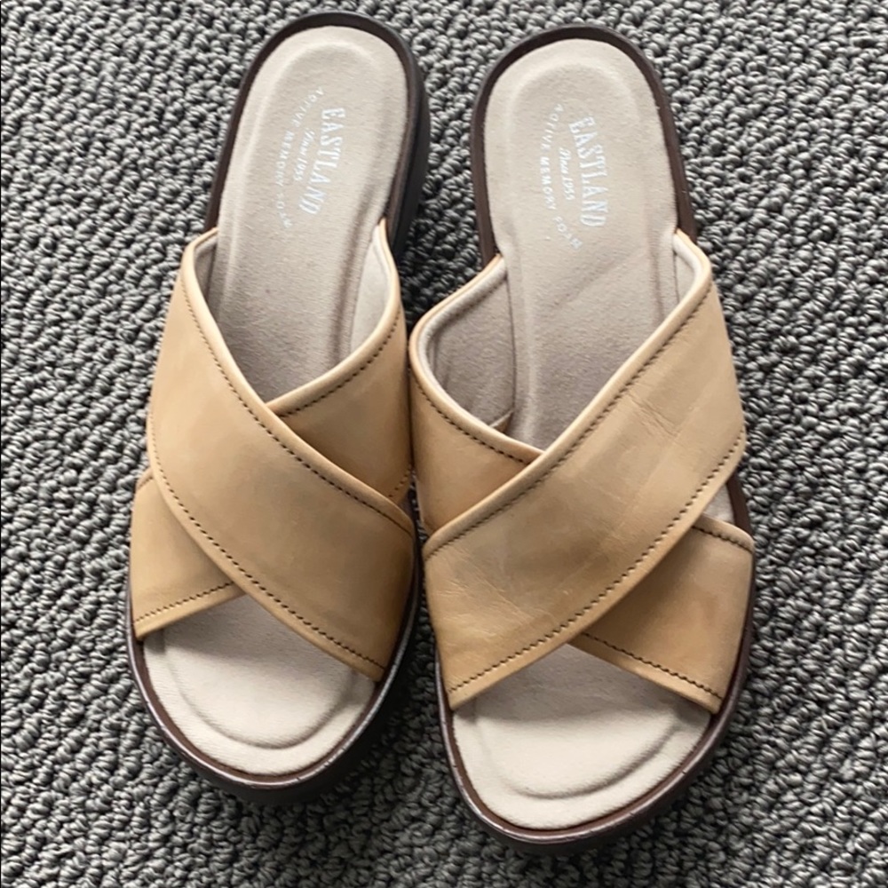 Memory foam comfy styles Sandals